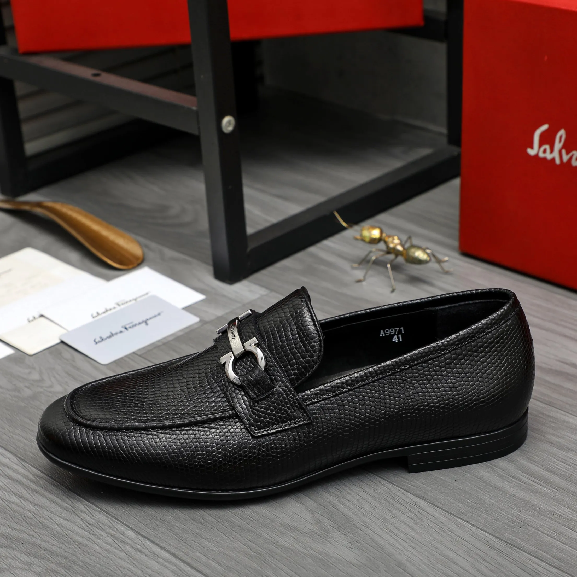 Men's shoes 💰p442 Product trademark: Ferragamo "Ferragamo" business slip-on leather shoes. Regular size: 38-46 (45.46 is custom-made and non-returnable) Product materials: Selected grained cowhide upper, cowhide lining, rubber outsole